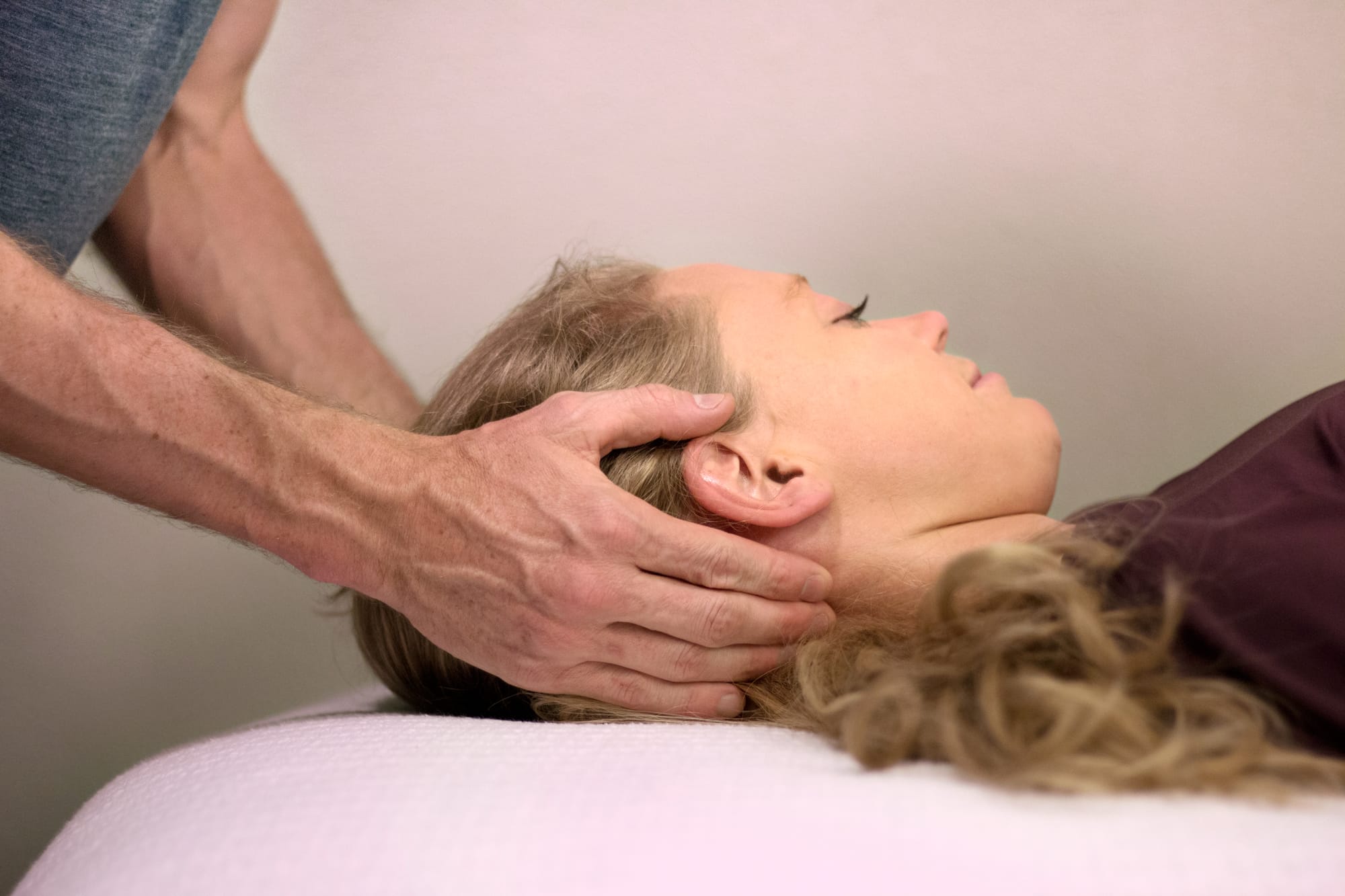 Head adjustment physical therapy by Joe Uhan